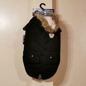 Canada pooch new "Brave the Elements" size 24